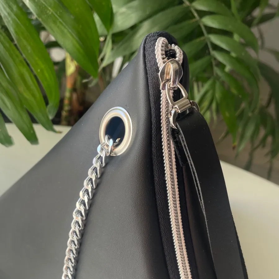 کیف چرم هرمی