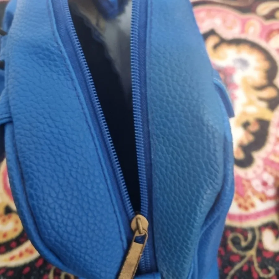 کیف آبی خوش رنگ و جا دار