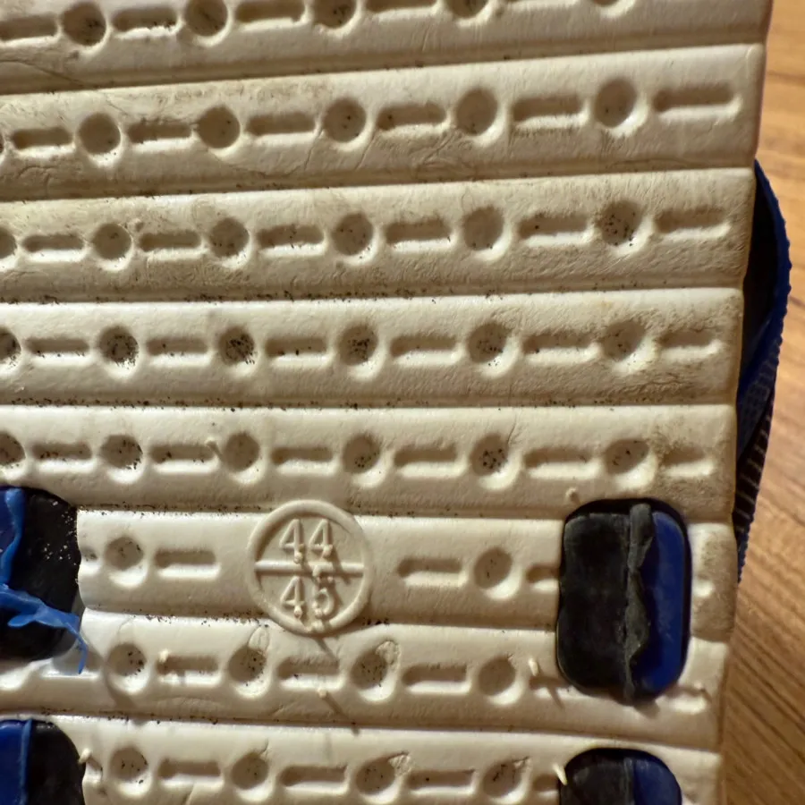 صندل لاانگشتی ادیداس