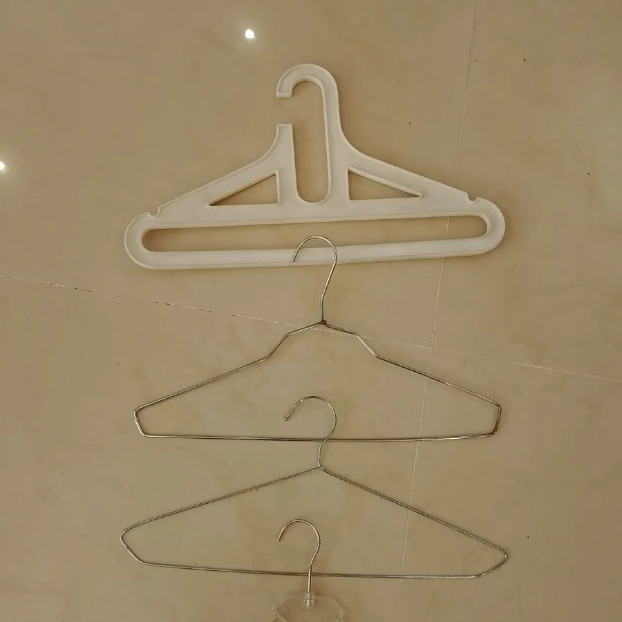 ارسال رایگان چوب لباسی