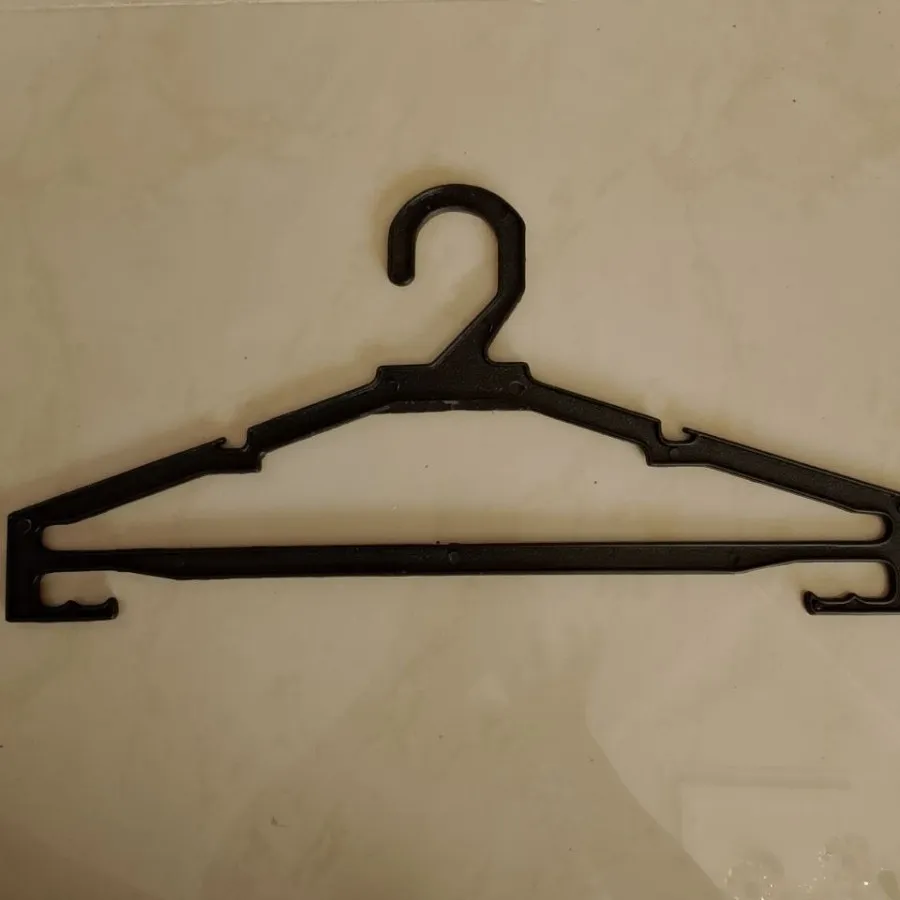 ارسال رایگان چوب لباسی