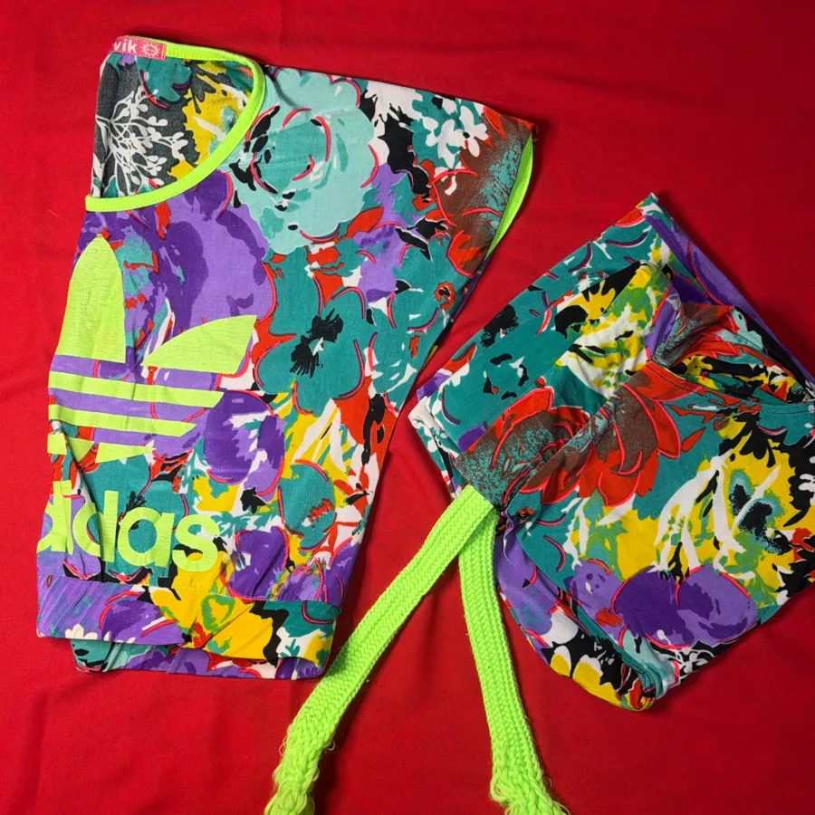 لباس ورزشی ست