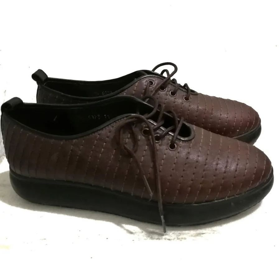 کفش چرم قهوه ای