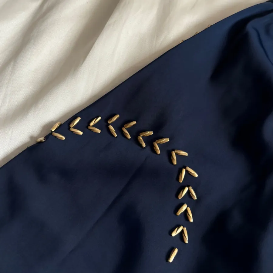 مانتو سنگدوزی