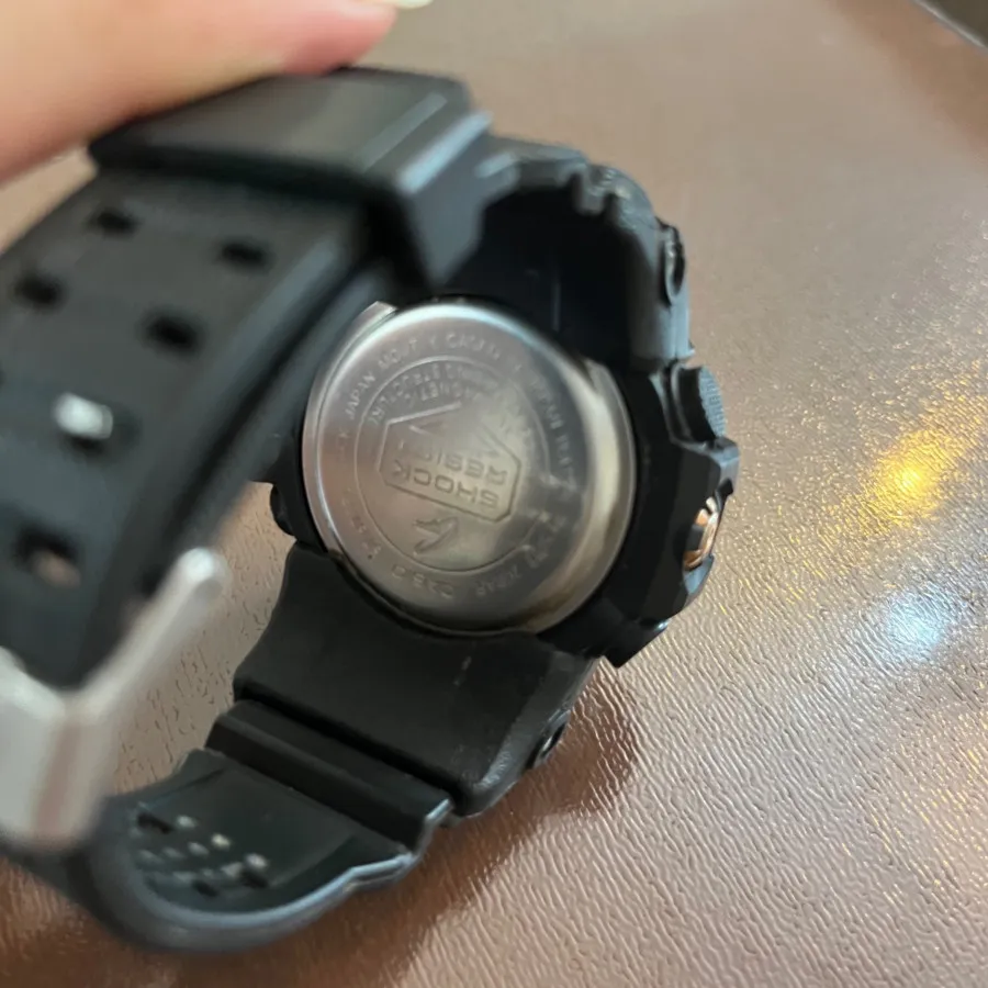 ساعت پسرونه جی شاک