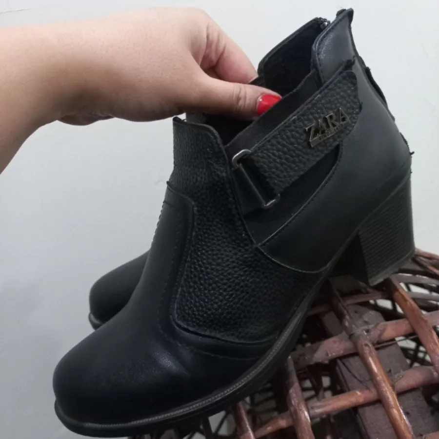 نیم بوت زمستونی چرم