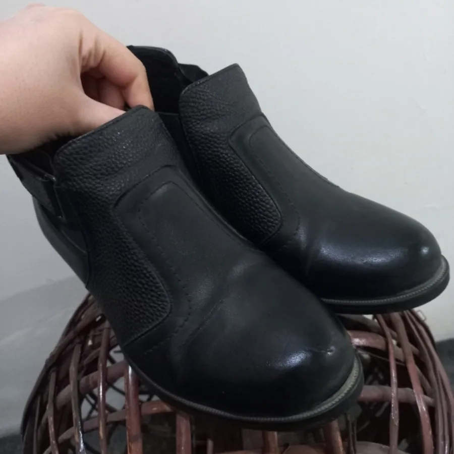 نیم بوت زمستونی چرم