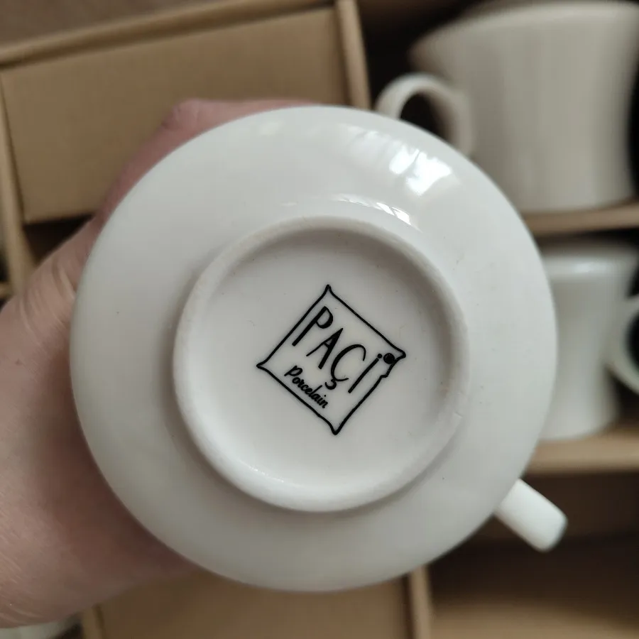 فنجان و نعلبکی