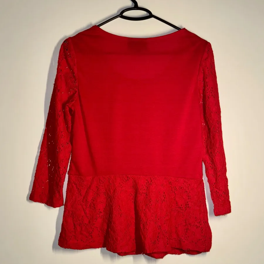 بلوز زنانه قرمز(گیپور)