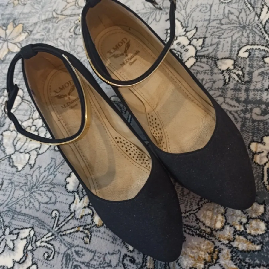 کفش پاشنه دار