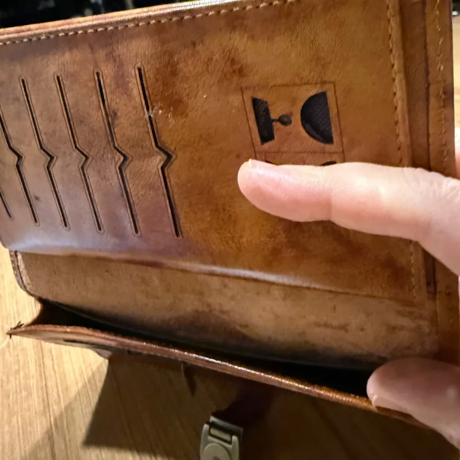 کیف پول زنانه