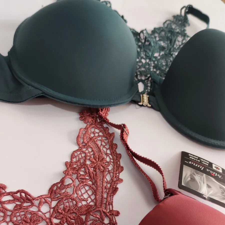 سوتین جلوبازشو