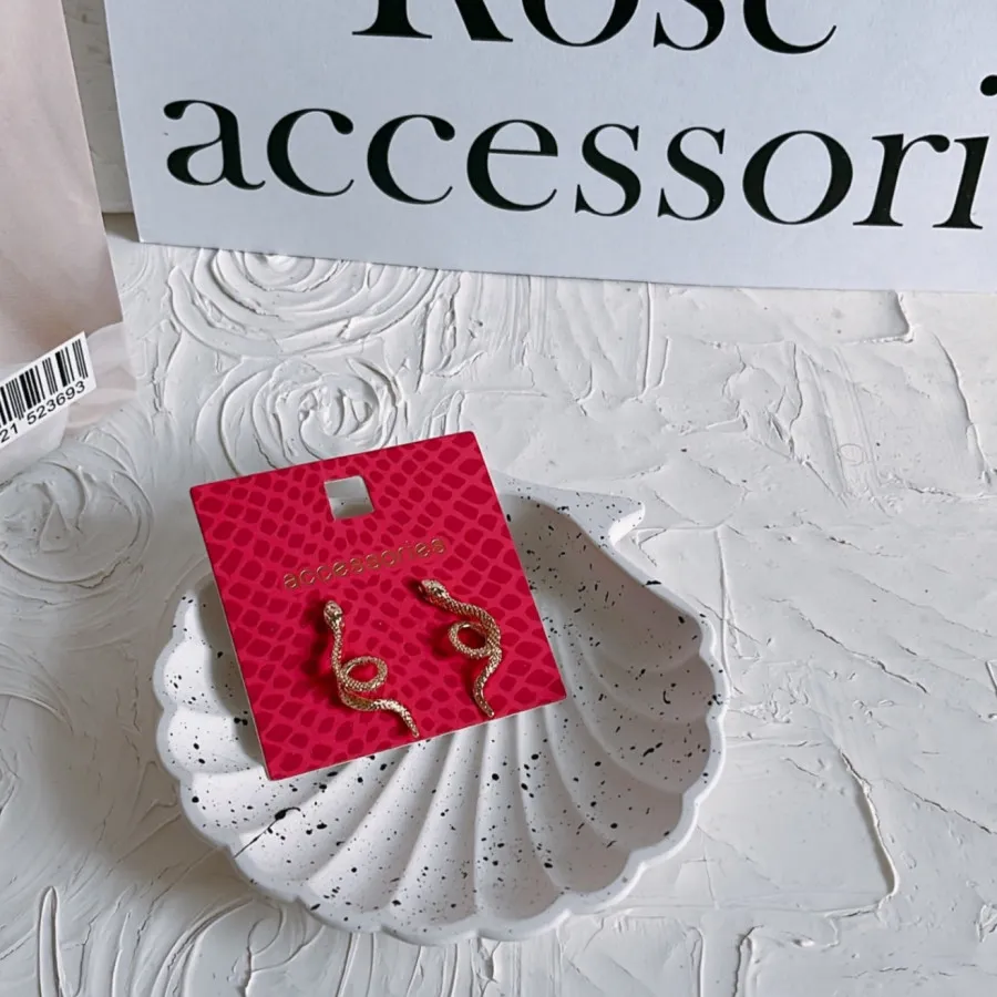 گوشواره طرح مار