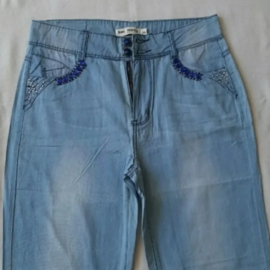 شلوار لی زنانه