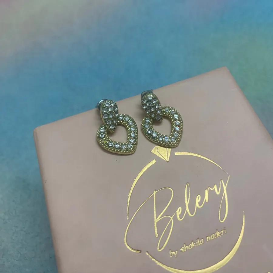 گوشواره نگینی