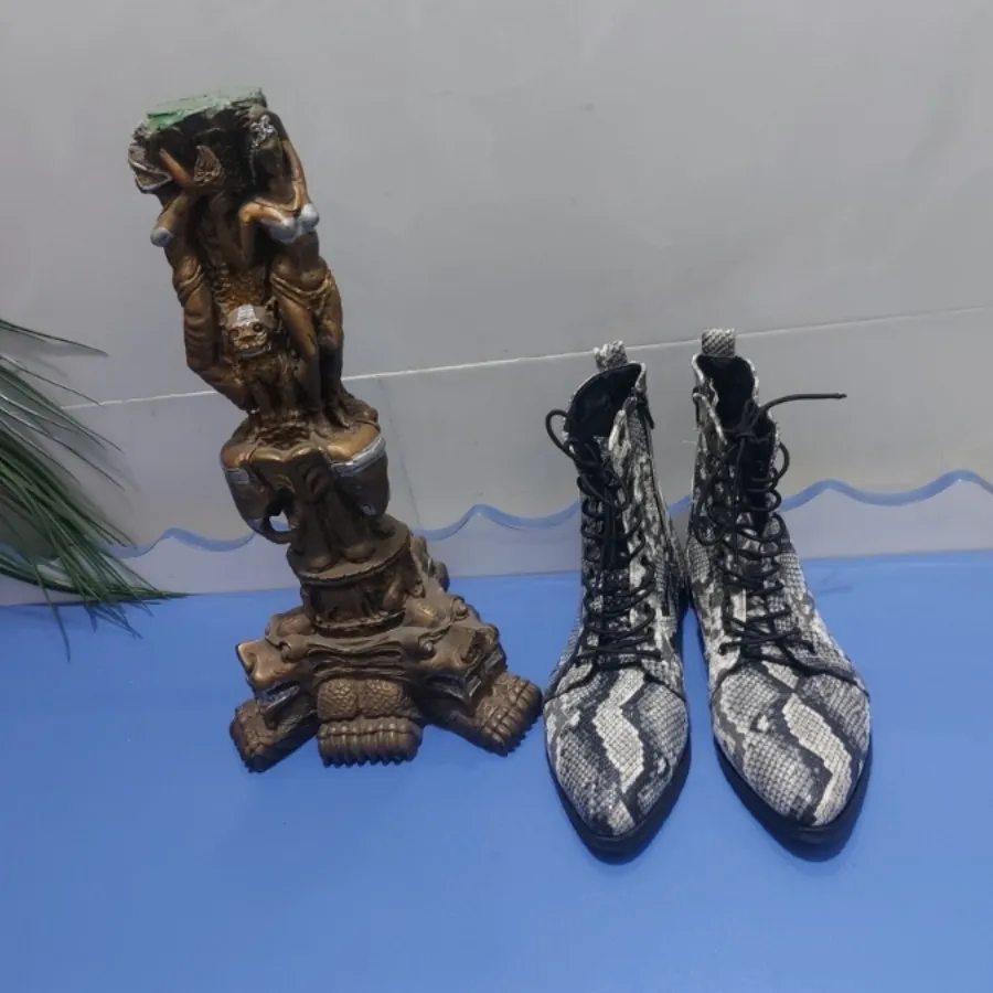 بوت السی وای کیکی اصل