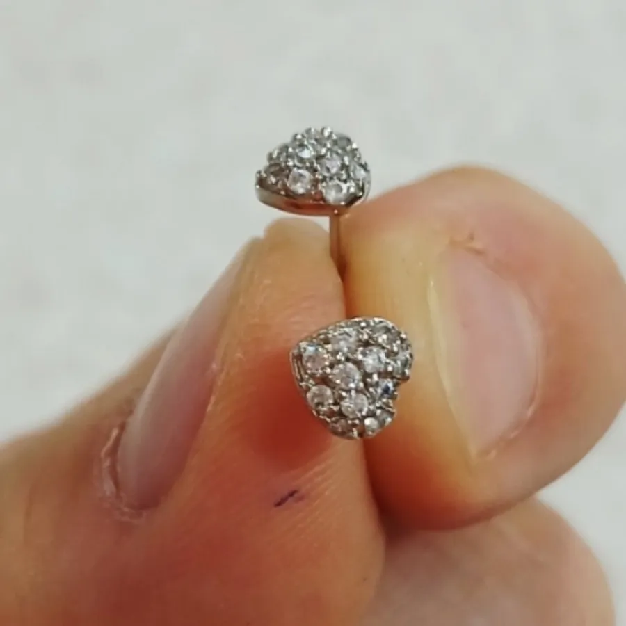 گوشواره میخی قلب