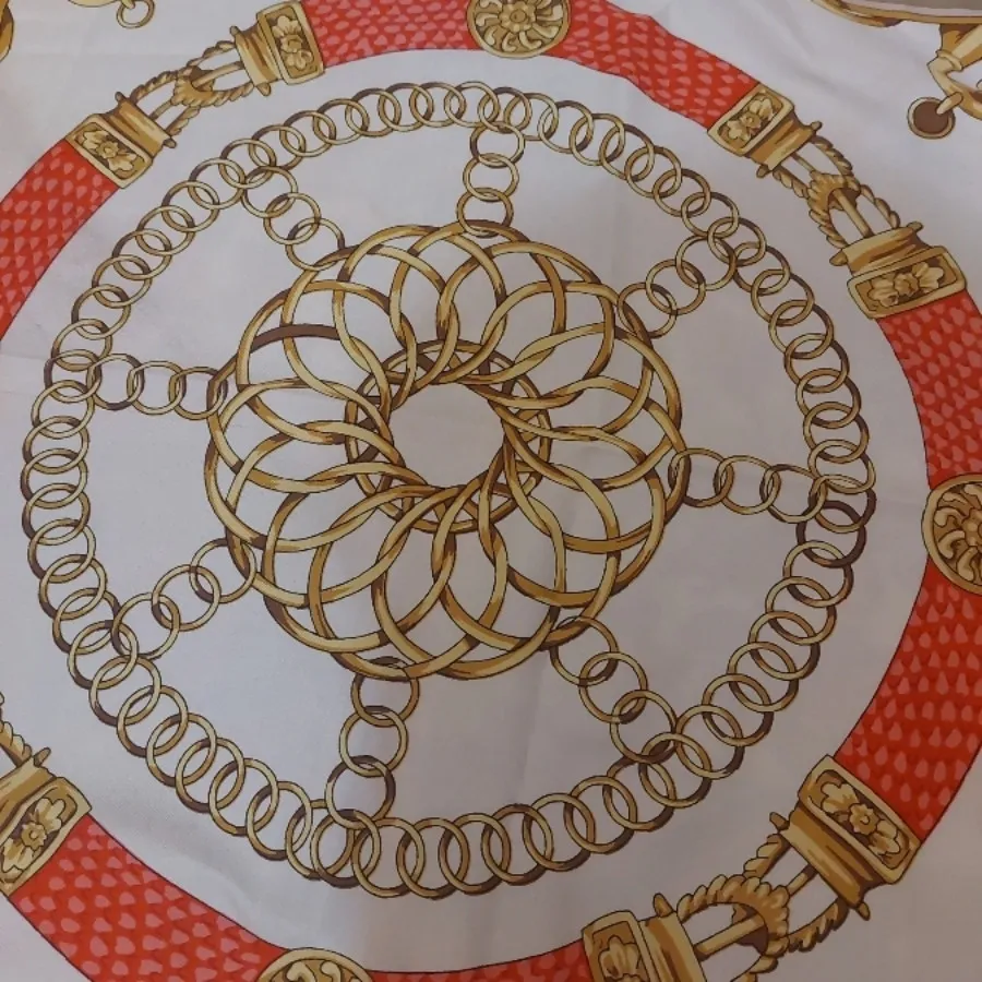 روسری برند