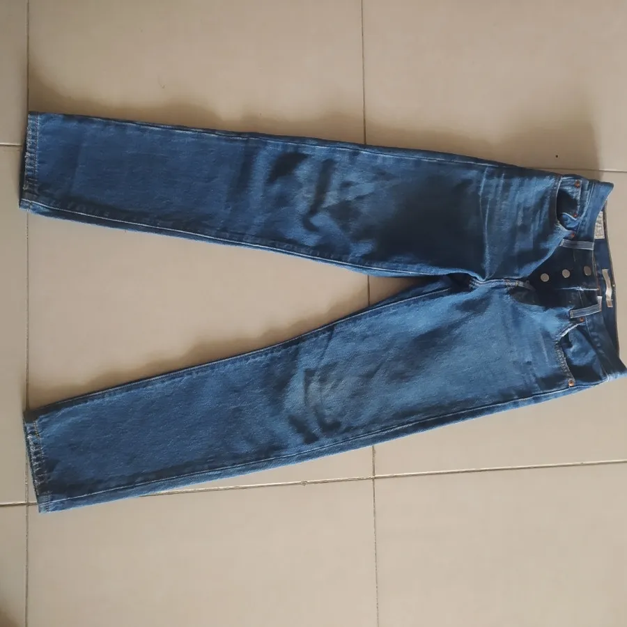 شلوار جین لیوایز