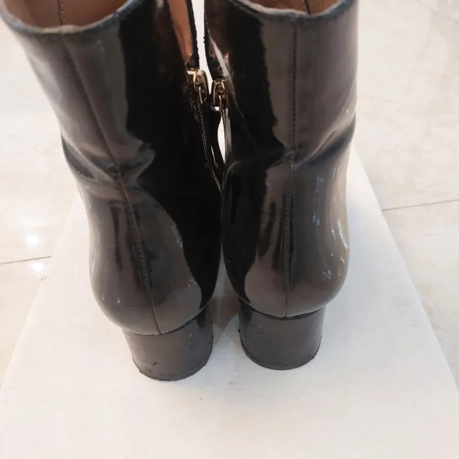 بوت برند Zara