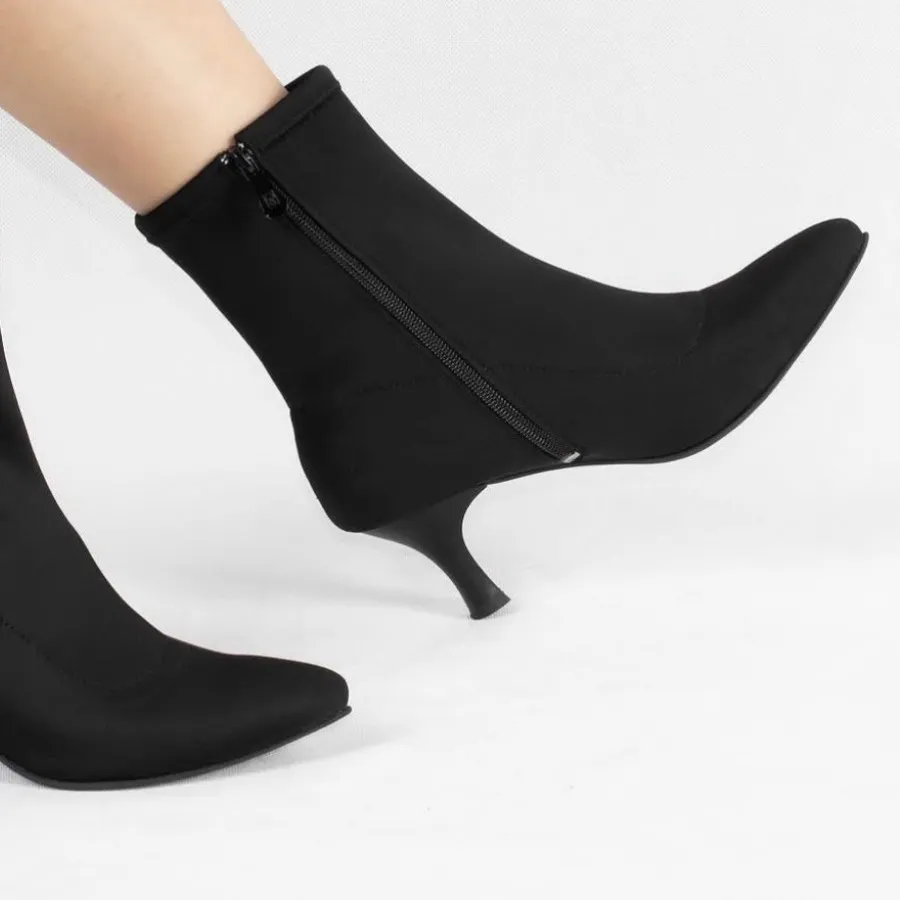 نیم بوت جورابی ترند