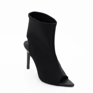 نیم بوت جورابی ترند