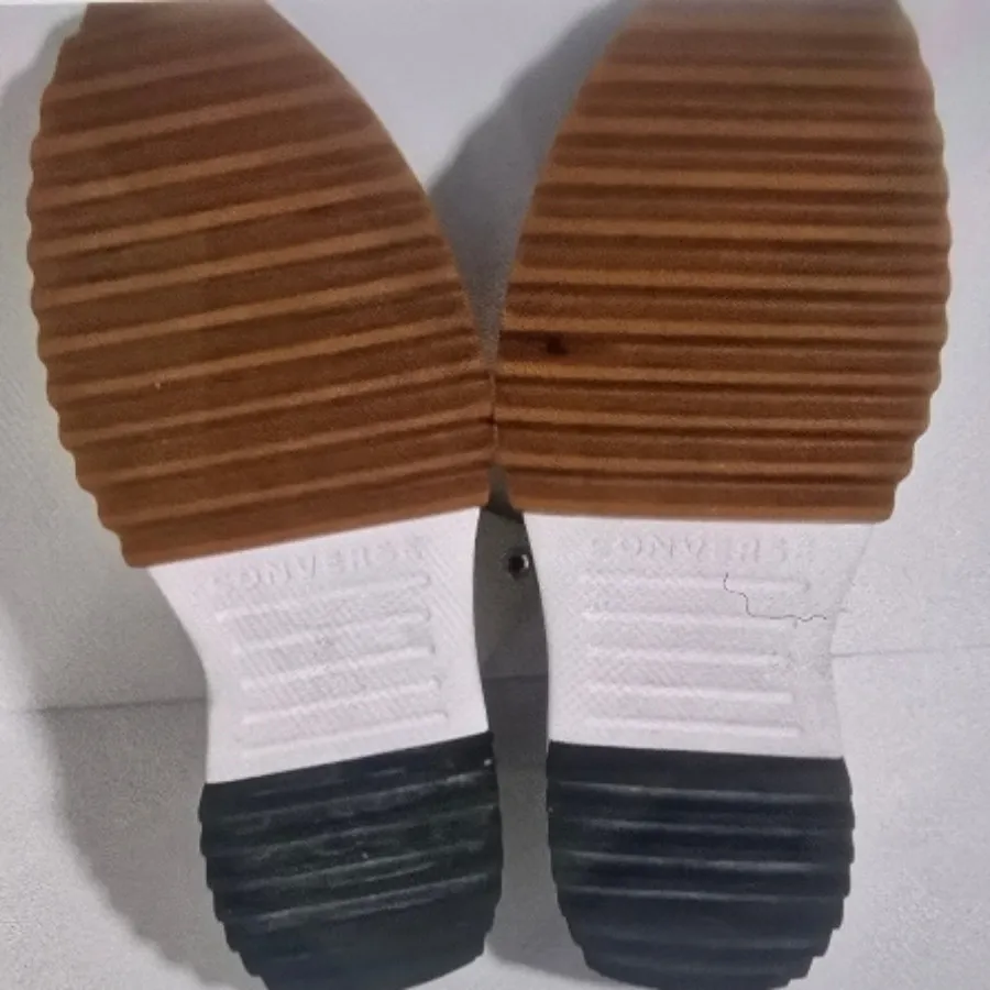 کتونی کانورس