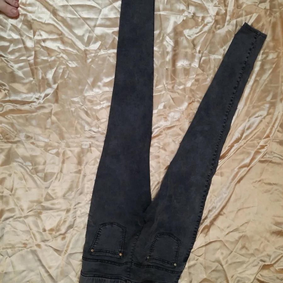 شلوار جین کاغذی کشی زغالی