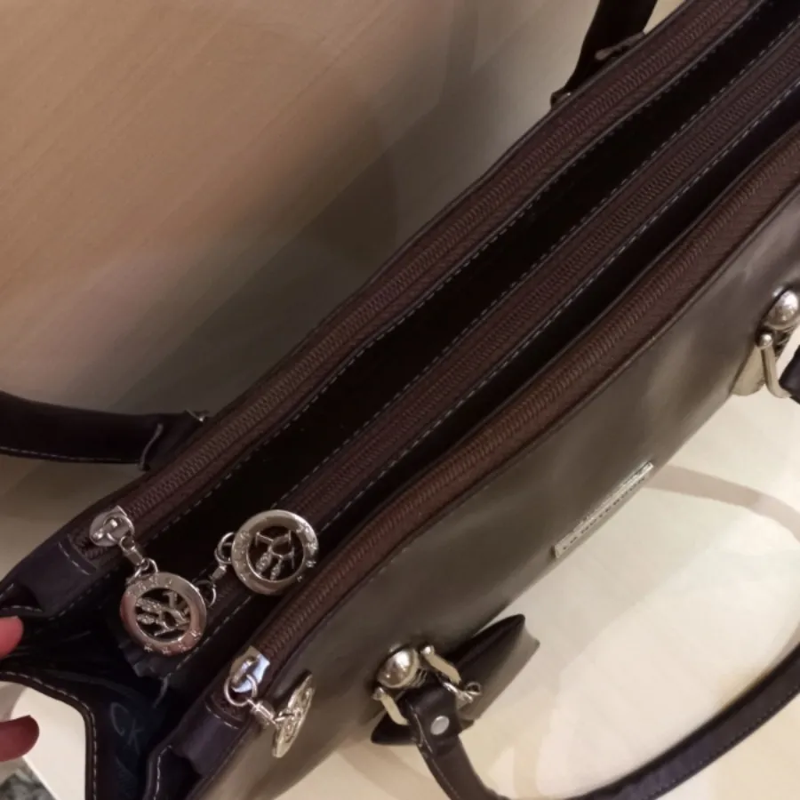 کیف قهوه ای بزرگ