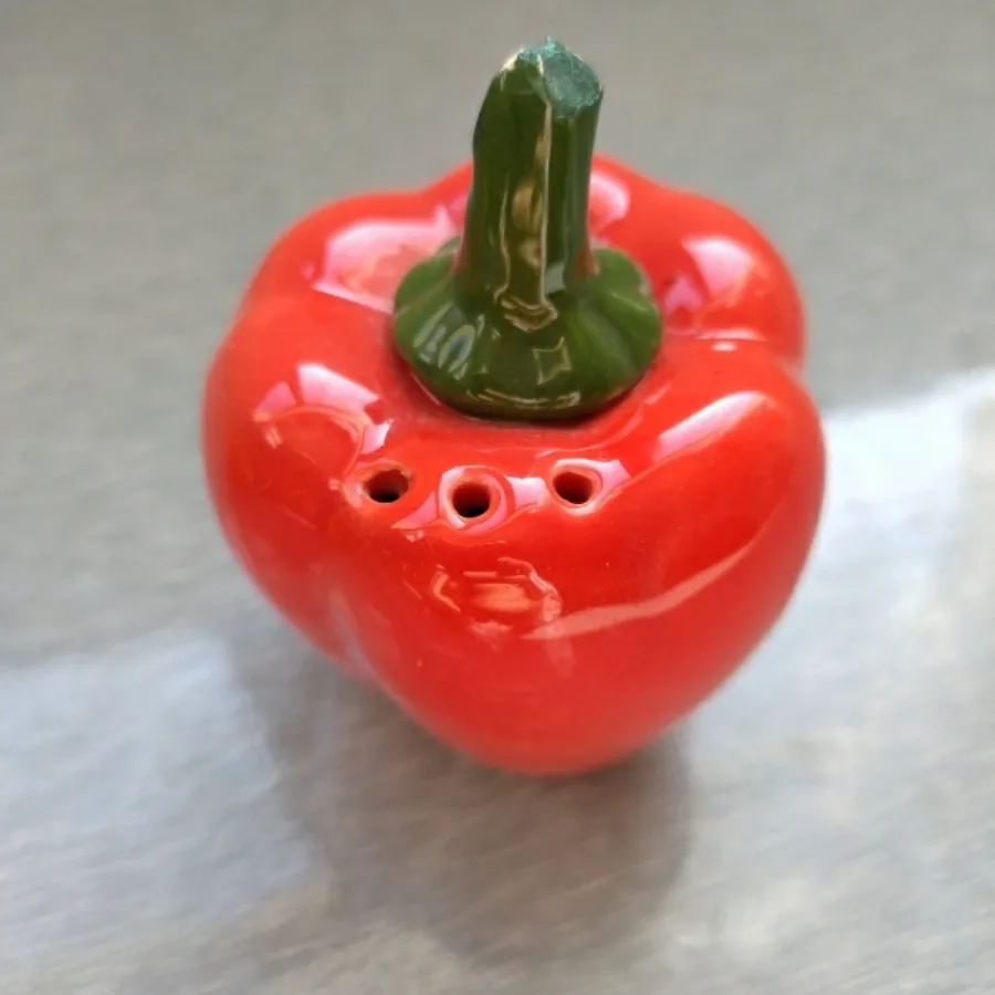 نمکدان فلفل دلمه