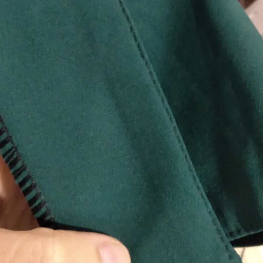 مانتو جلوباز