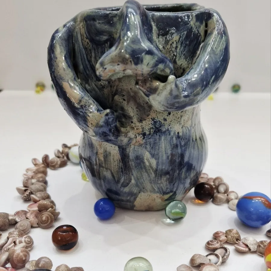 ماگ اقای دماغ کار دست