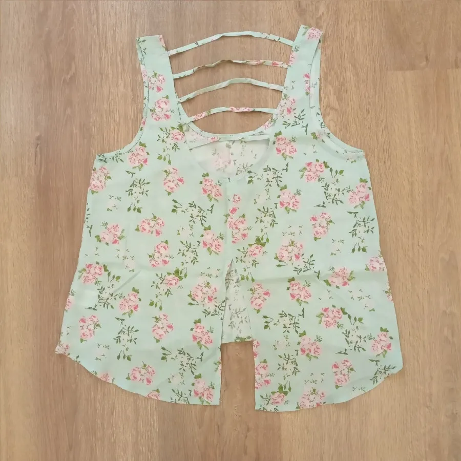 تاپ نخی گل گلی