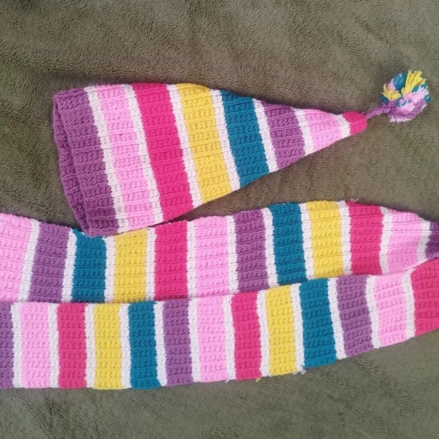 شال و کلاه دستباف