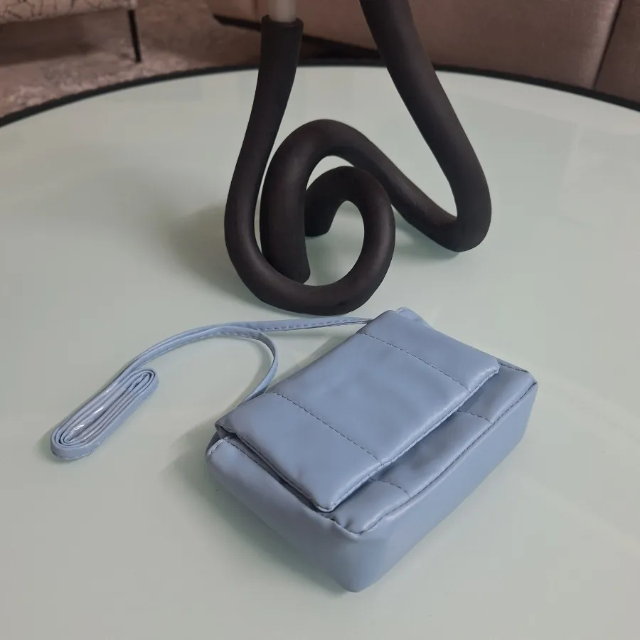 کیف دستی آبی