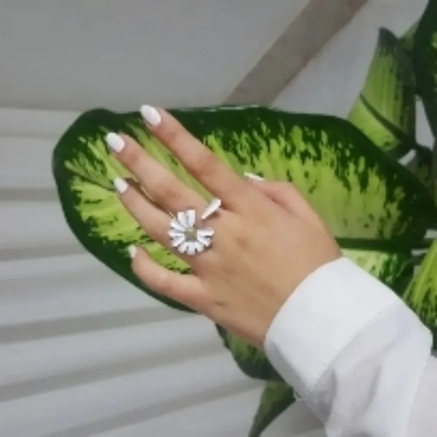 انگشتر مدل گل بابونه