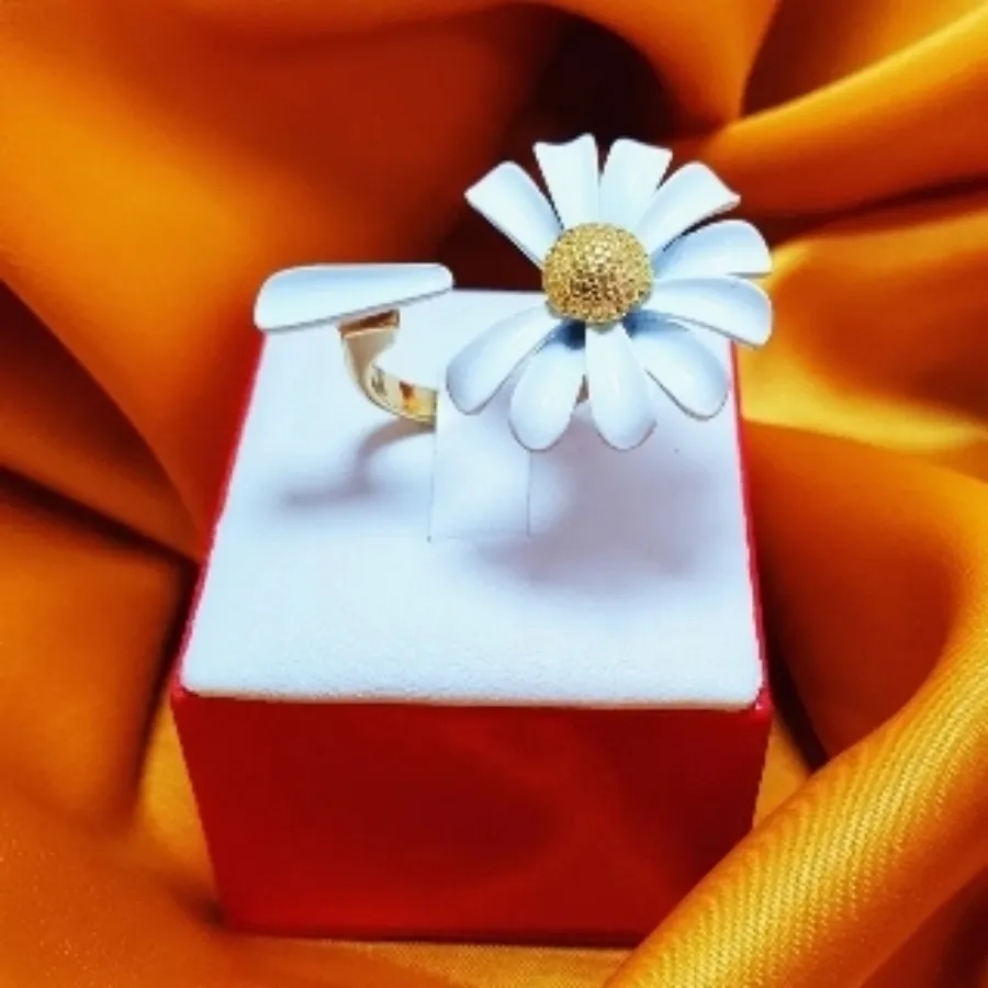 انگشتر مدل گل بابونه