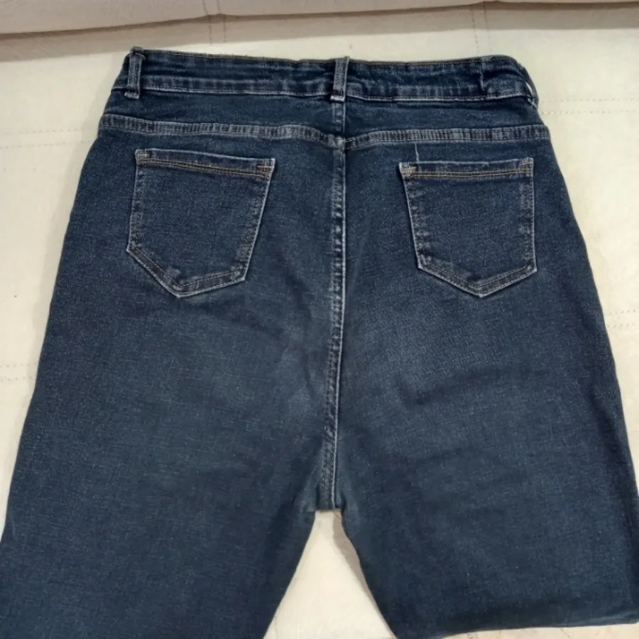 شلوار جین زنانه