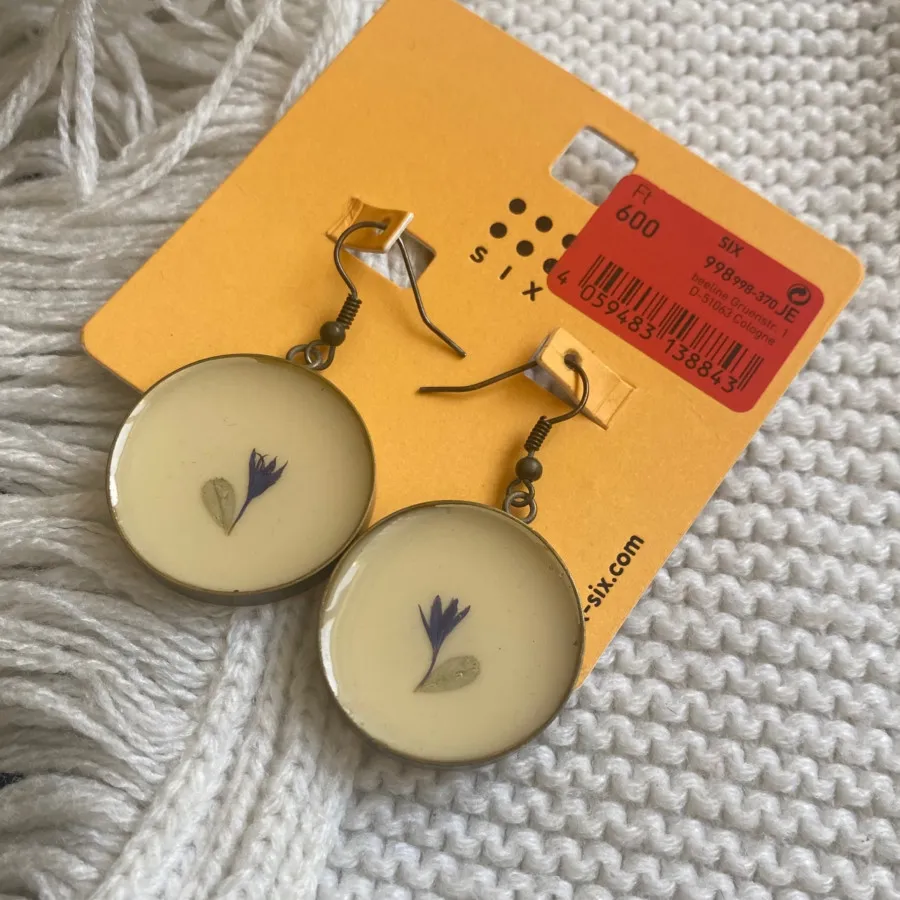 گوشواره دستساز