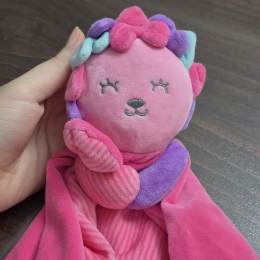 حوله جغجغه داره نوزاد