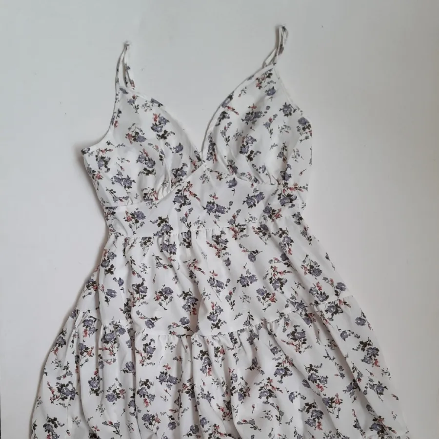 پیراهن گل گلی برند shin