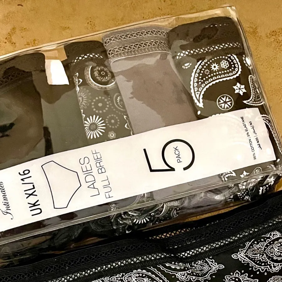 پک شورت نخی R&B