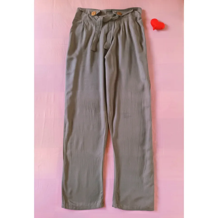 شلوار زنانه