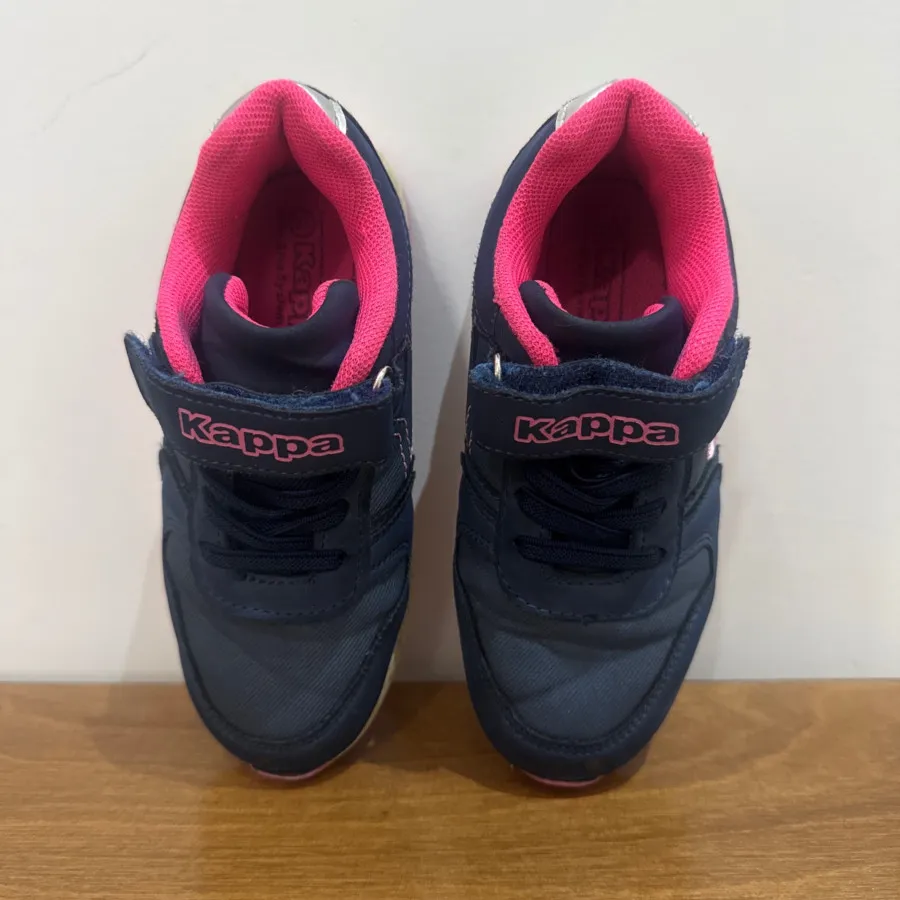 کتانی دخترانه خارجی