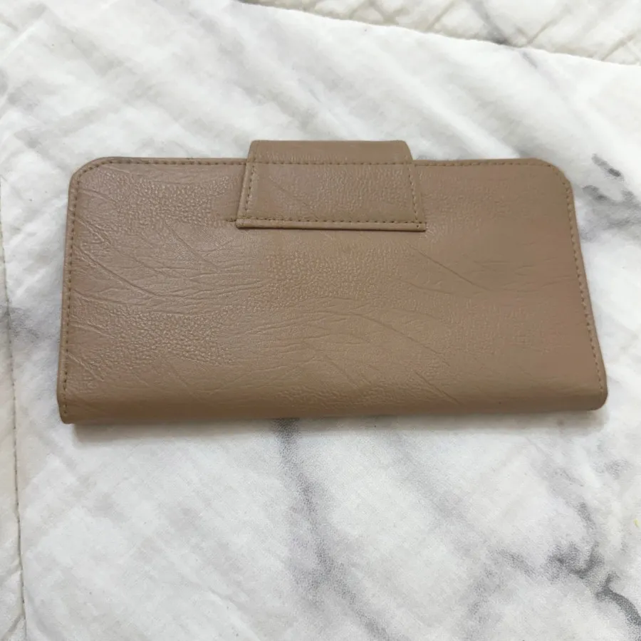 کیف پول لویی ویتون