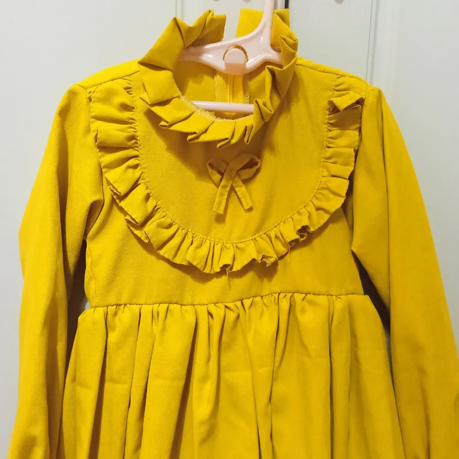 پیراهن دخترانه