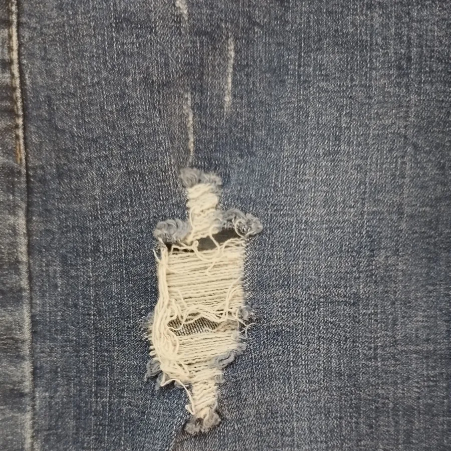 شلوار جین زاب دار