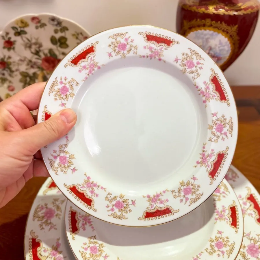 سرویس کیک خوری