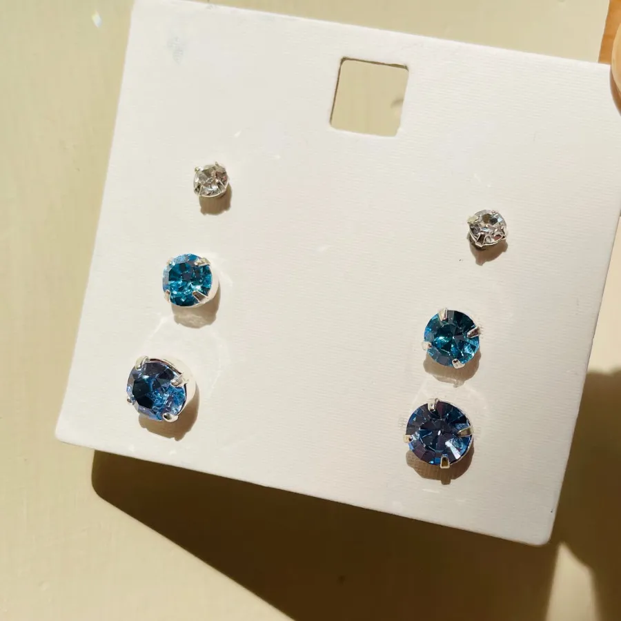 ست گوشواره نگین دار iam