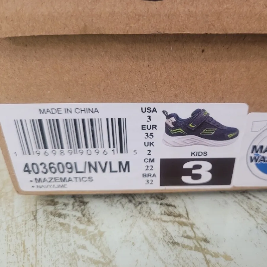 کتونی بچگانه